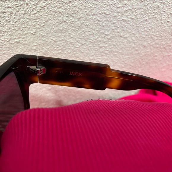 Christian Dior NWOT - Picture 10 of 14